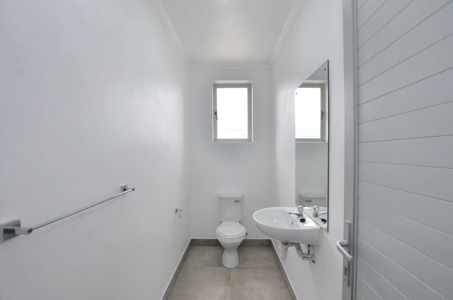 To Let Commercial Property for Rent in Dal Josafat Western Cape